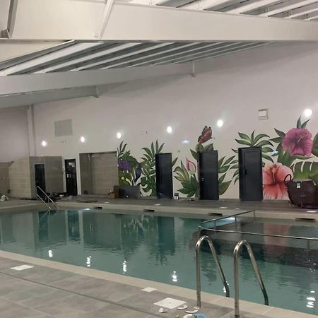 33 Beach Retreat Lodge Pevensey Bay Holiday Park Bagian luar foto
