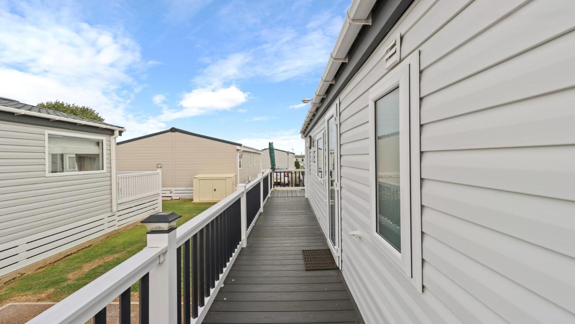 33 Beach Retreat Lodge Pevensey Bay Holiday Park Bagian luar foto