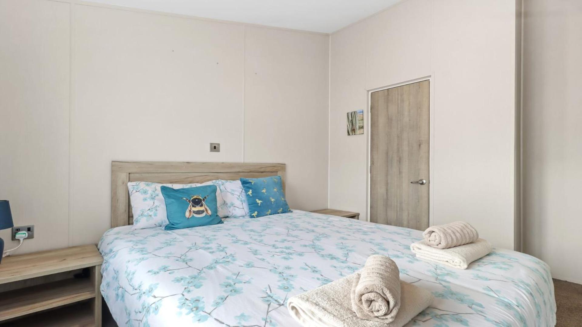 33 Beach Retreat Lodge Pevensey Bay Holiday Park Bagian luar foto