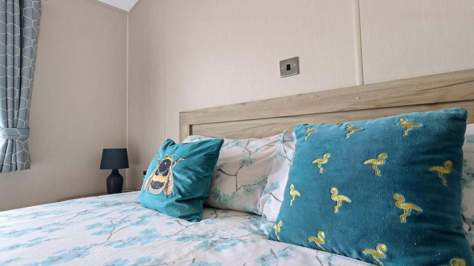 33 Beach Retreat Lodge Pevensey Bay Holiday Park Bagian luar foto