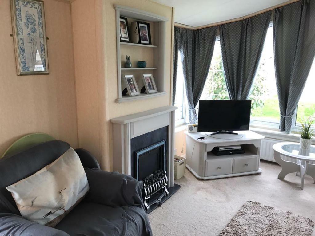 33 Beach Retreat Lodge Pevensey Bay Holiday Park Bagian luar foto