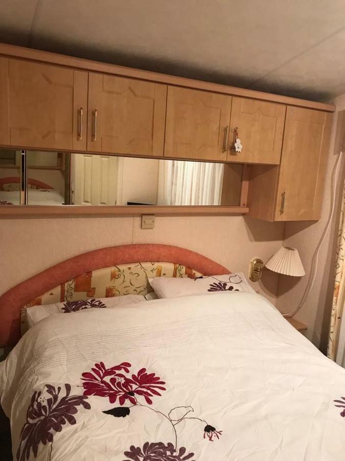33 Beach Retreat Lodge Pevensey Bay Holiday Park Bagian luar foto